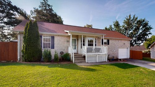 1305 Reinfield Ct, Smyrna, TN, 37167-5989 | Card Image