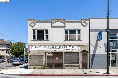3101 San Pablo Ave, Berkeley, CA, 94702-2429 | Card Image