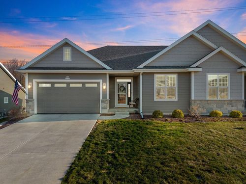 N62W21752 Augusta Parkway, MENOMONEE FALLS, WI, 53051 | Card Image