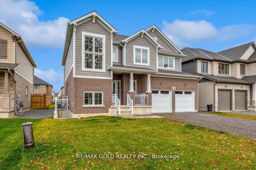 4391 Willick Rd, Niagara Falls, ON, L2G0Y3 | Card Image