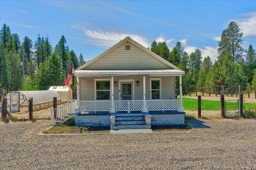 27817 N North Rd, Deer Park, WA, 99006-5142 | Card Image
