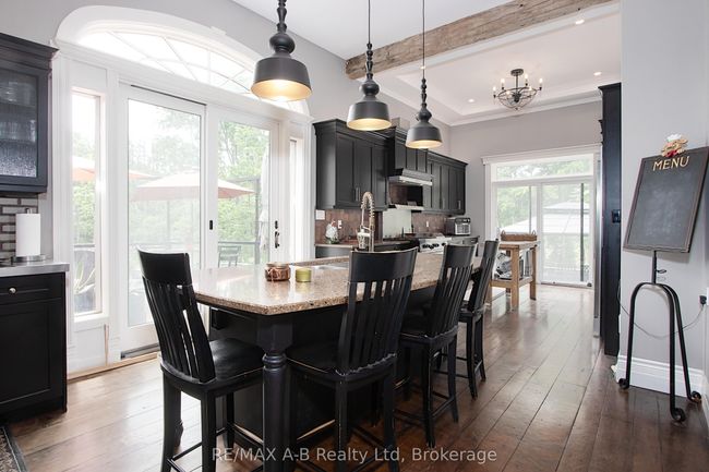 12096 Gale Rd, House other with 5 bedrooms, 4 bathrooms and 10 parking in Middlesex Centre ON | Image 9