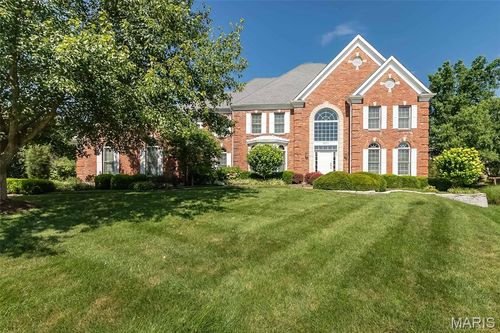 14711 Kulkarni Ct, Chesterfield, MO, 63017-7964 | Card Image