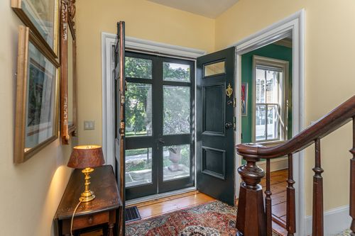 91 Main St, Canaan, CT, 06018-2472 | Card Image