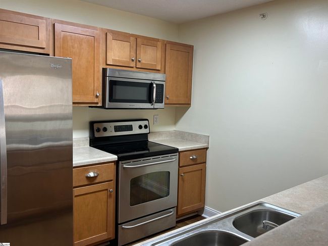 621 Lookover Dr, Condo with 3 bedrooms, 2 bathrooms and null parking in Anderson SC | Image 4