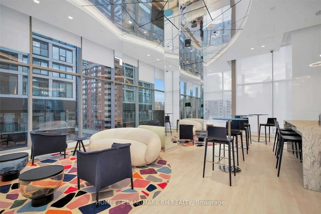 1118 - 251 Jarvis St, Condo with 2 bedrooms, 1 bathrooms and null parking in Toronto ON | Image 12