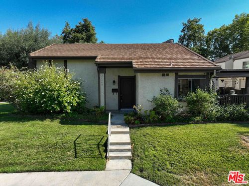 24640 Masters Cup Way, Valencia, CA, 91355-2304 | Card Image