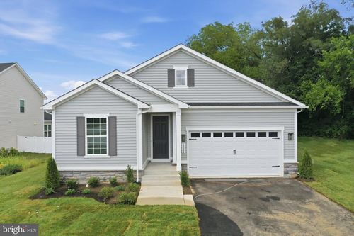 19004 Amesbury Rd, HAGERSTOWN, MD, 21742-1371 | Card Image