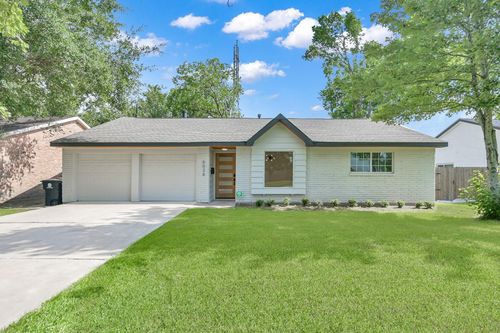 6026 Willowbend Blvd, Houston, TX, 77096-4731 | Card Image
