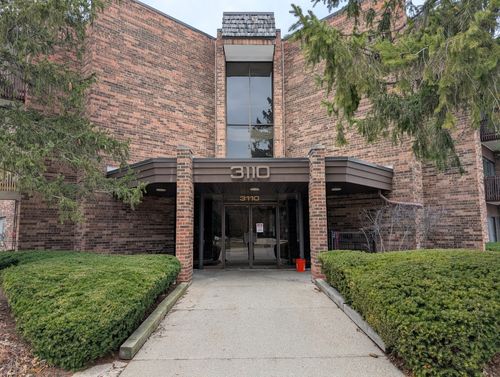 101-3110 Pheasant Creek Dr, Northbrook, IL, 60062-3356 | Card Image