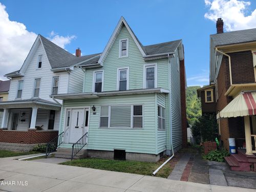 1554 Logan Ave, Tyrone, PA, 16686-1726 | Card Image