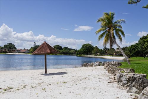 apt-2-15365 Sw 104th Ter, Miami, FL, 33196-2713 | Card Image