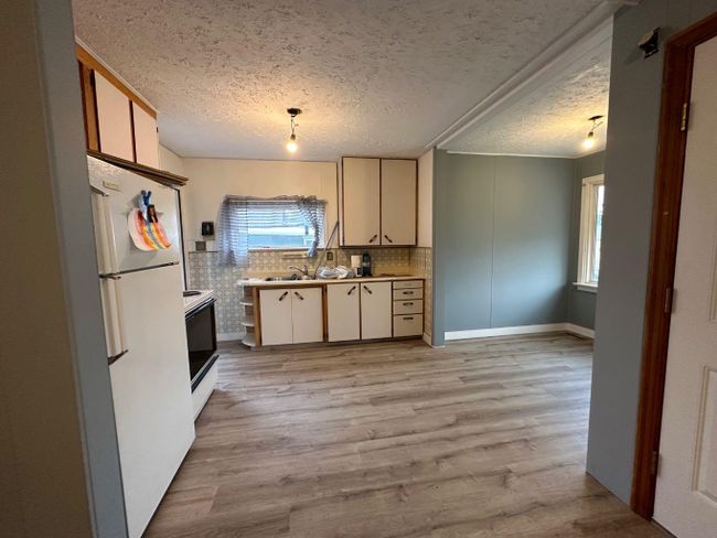 316 6 Avenue Se, Home with 2 bedrooms, 1 bathrooms and 4 parking in Manning AB | Image 2