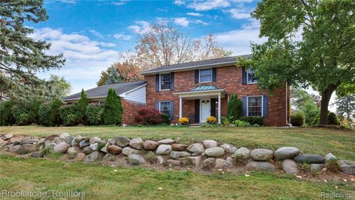 5205 Glengate Rd, Rochester, MI, 48306-2730 | Card Image