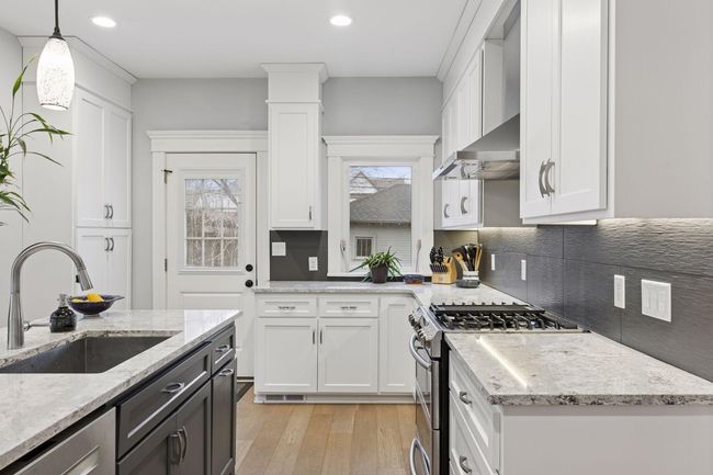2735 Colfax Ave S, House other with 3 bedrooms, 3 bathrooms and null parking in Minneapolis MN | Image 18