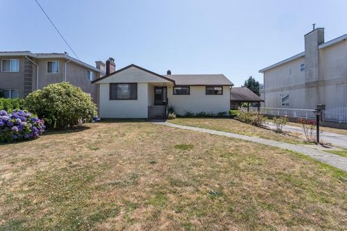6650 Winch St, Burnaby, BC, V5B2L6 | Card Image