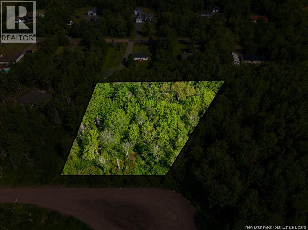 Land in Lakeville