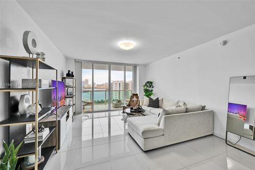 apt-1217-3330 Ne 190th St, Aventura, FL, 33180-2755 | Card Image