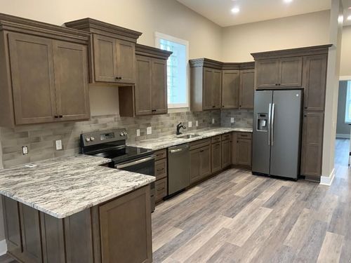 109 - 2 2 W Grand River Ave, Howell, MI, 48843 | Card Image
