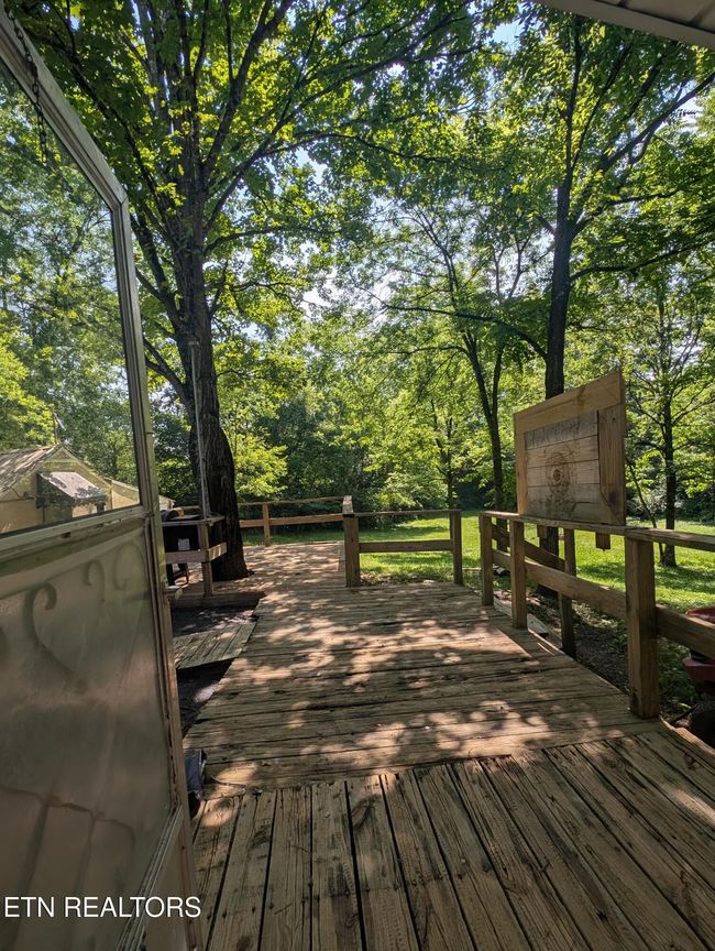 7421 Sevierville Pike, House other with 2 bedrooms, 1 bathrooms and null parking in Knoxville TN | Image 15