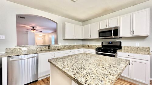 1708 Carriage Hills Trl, Cedar Park, TX, 78613-6874 | Card Image