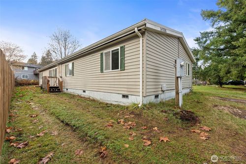 14306 Greenbelt Dr E, Bonney Lake, WA, 98391-7513 | Card Image