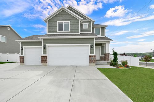 6748 S Harvest Park Ln, South Weber, UT, 84405-7250 | Card Image