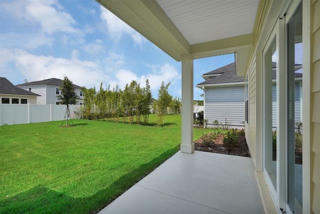 323 Sawgrass Dr, Home with 4 bedrooms, 3 bathrooms and null parking in YULEE FL | Image 28