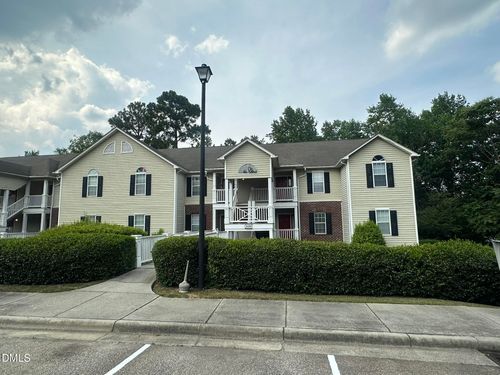 7-320 Bubble Creek Ct, Fayetteville, NC, 28311-1372 | Card Image