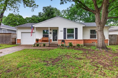 1805 Jackson Dr, Arlington, TX, 76013-3628 | Card Image