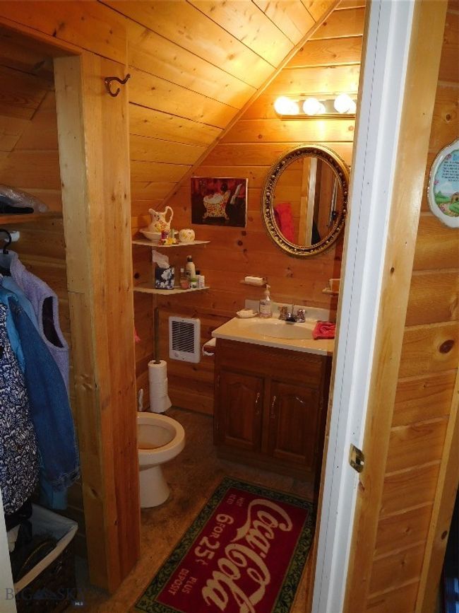 ATTIC HALF BATH | Image 33