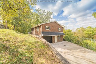 728 Dry Ridge Road, House other with 3 bedrooms, 2 bathrooms and null parking in Saint Albans WV | Image 1