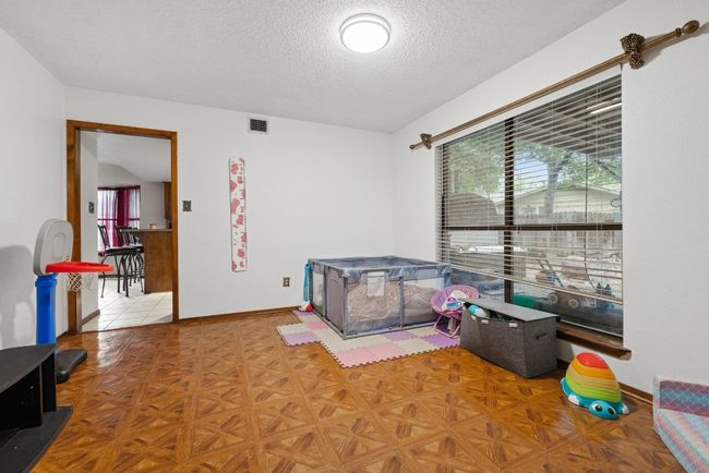 1303 Creekview Dr, House other with 4 bedrooms, 3 bathrooms and null parking in Round Rock TX | Image 29