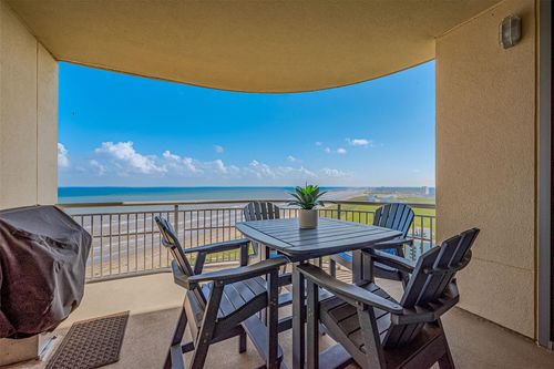 tw2108-801 E Beach Dr, Galveston, TX, 77550-3364 | Card Image