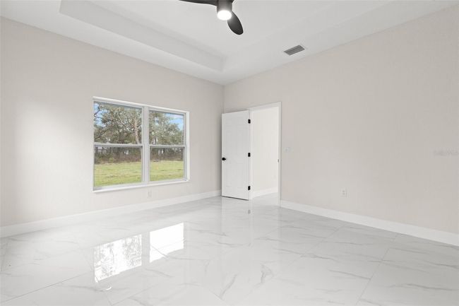 10262 Maybird Ave, House other with 3 bedrooms, 2 bathrooms and null parking in WEEKI WACHEE FL | Image 5