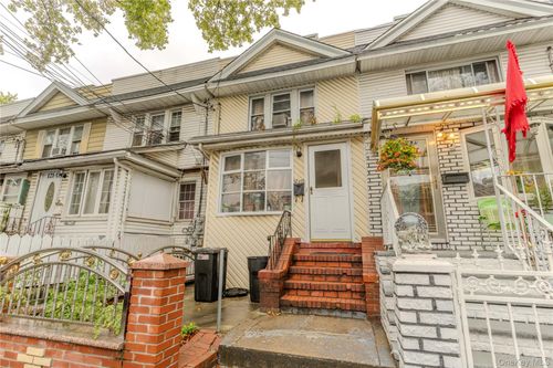 121-15 95th Ave, South Richmond Hill, NY, 11419-1309 | Card Image