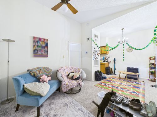 321-3316 Guadalupe St, Austin, TX, 78705-2339 | Card Image