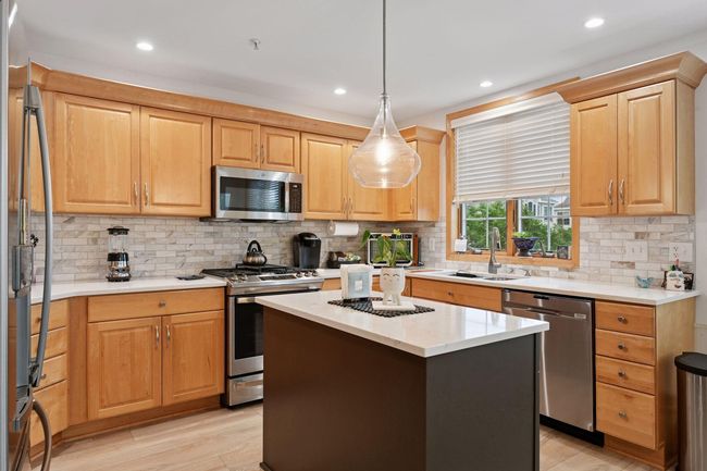 UNIT-301 - 11484 Fairfield Rd W, Condo with 2 bedrooms, 2 bathrooms and null parking in Minnetonka MN | Image 18