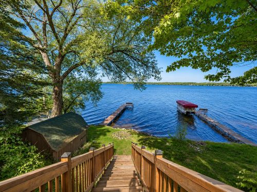 2399 Goldfinch Ln, Lac Du Flambeau, WI, 54538-9423 | Card Image