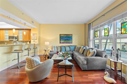 apt-115-2617 Ne 14th Ave, Wilton Manors, FL, 33334-4393 | Card Image