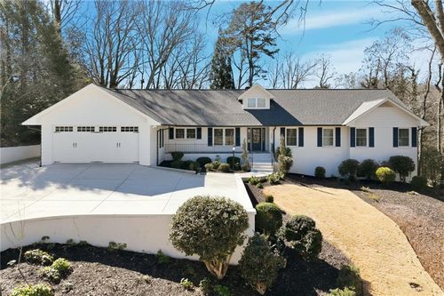 1685 Valley Rd Ne, Gainesville, GA, 30501-1219 | Card Image