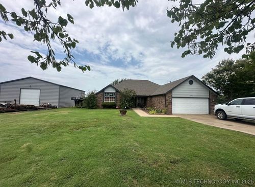10922 Canyon Oaks Blvd, Claremore, OK, 74017-0724 | Card Image