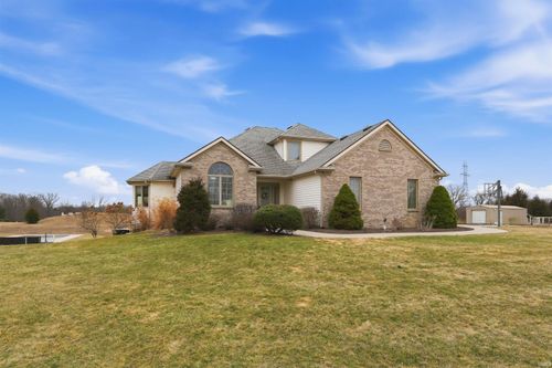 4516 Hollopeter Rd, Leo, IN, 46765-9780 | Card Image