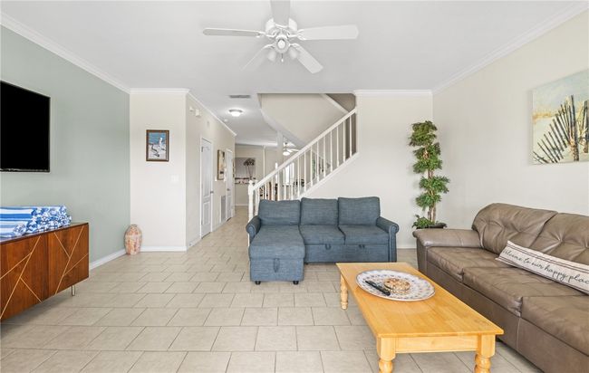 Living Room | Image 10