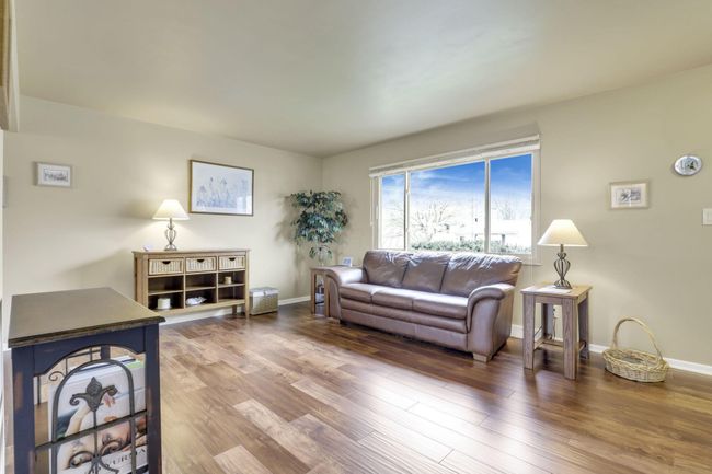 6871 Ardelle Dr, House other with 3 bedrooms, 3 bathrooms and null parking in Reynoldsburg OH | Image 7