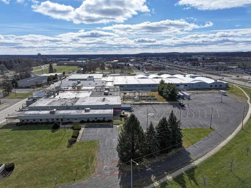 combo-205-us-131-111 Day Dr, Three Rivers, MI, 49093-2100 | Card Image