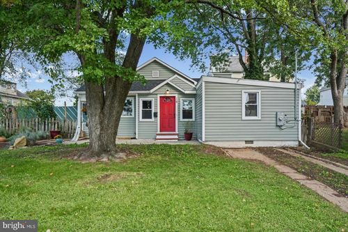 18 4th Ave, BALTIMORE, MD, 21227-3128 | Card Image