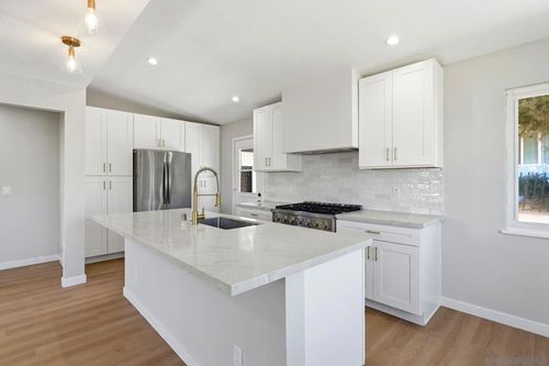 6228 Calle Pavana, San Diego, CA, 92139-2330 | Card Image
