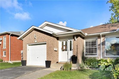 13 Walsh Cres, House other with 3 bedrooms, 1 bathrooms and 2 parking in Stratford ON | Image 3