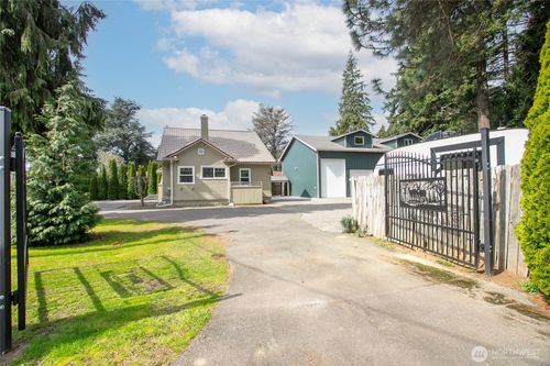 1082 W Smith Rd, Bellingham, WA, 98226-9012 | Card Image